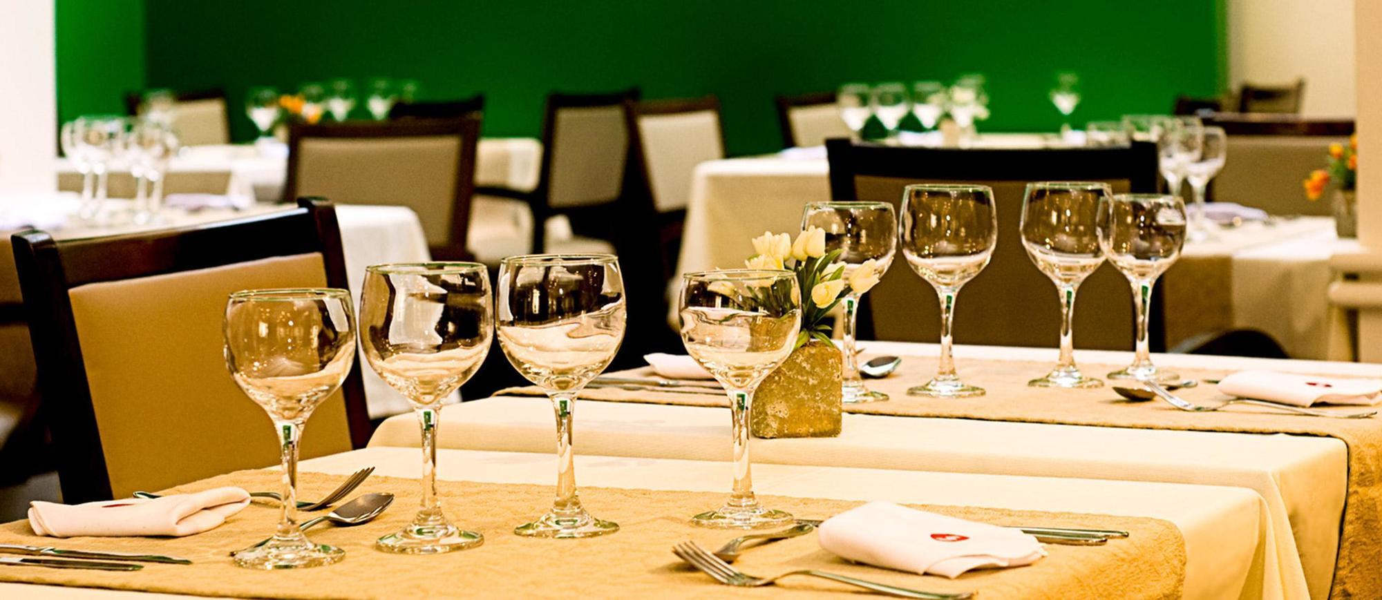Urquiza Apart Hotel & Suites Росарио Экстерьер фото